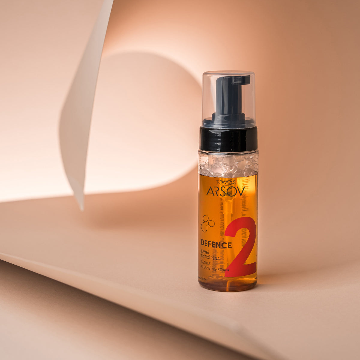 DEFENCE Gently cleansing foam