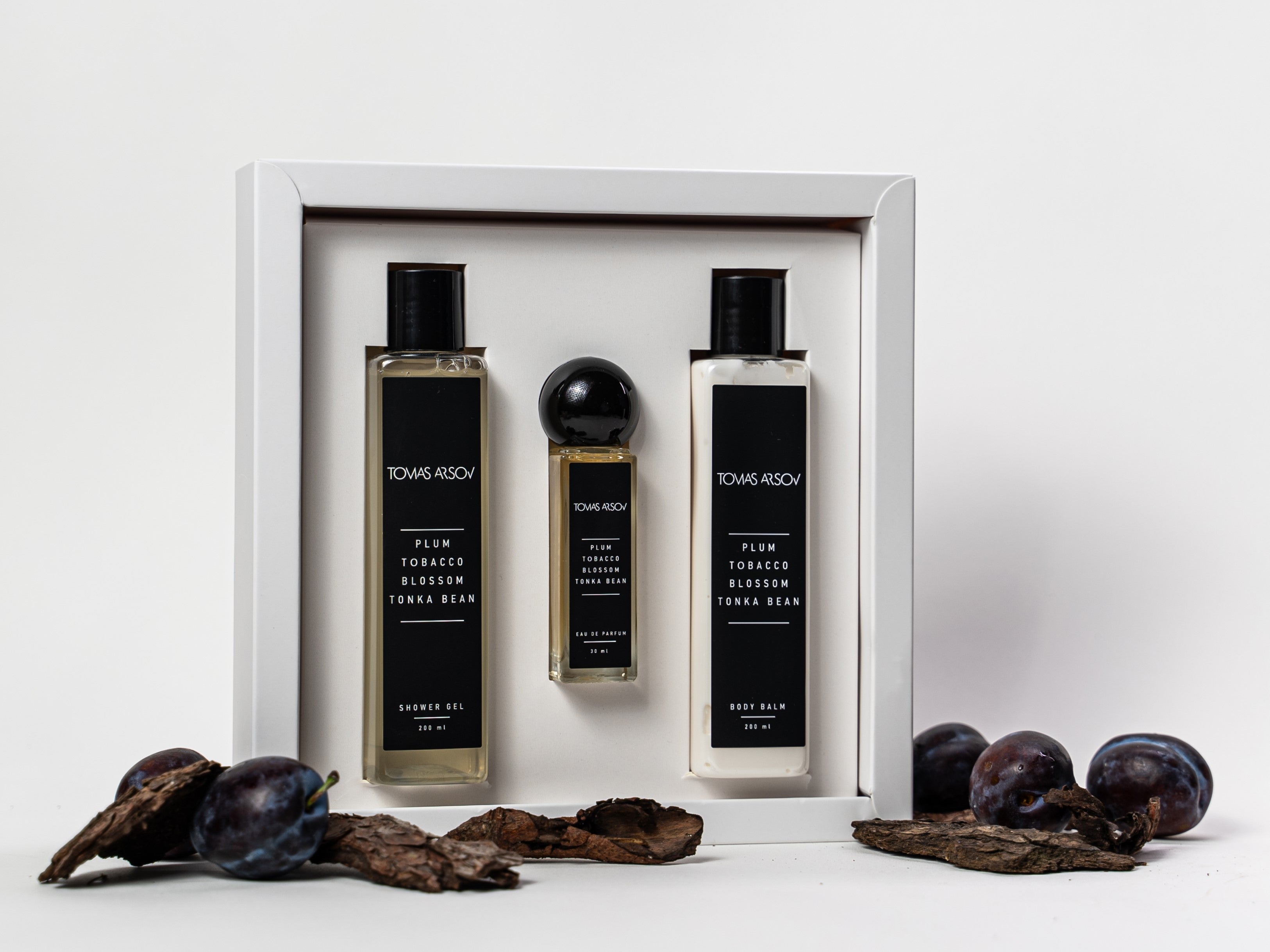 TOMAS ARSOV PLUM TOBACCO ajándékdoboz – Parfüm + Tusfürdő + Testápoló, unisex